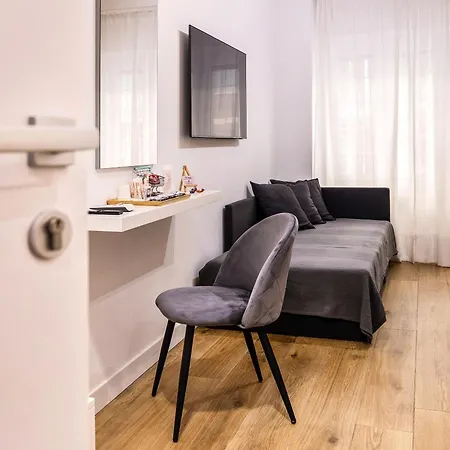 Titina 4* Róma